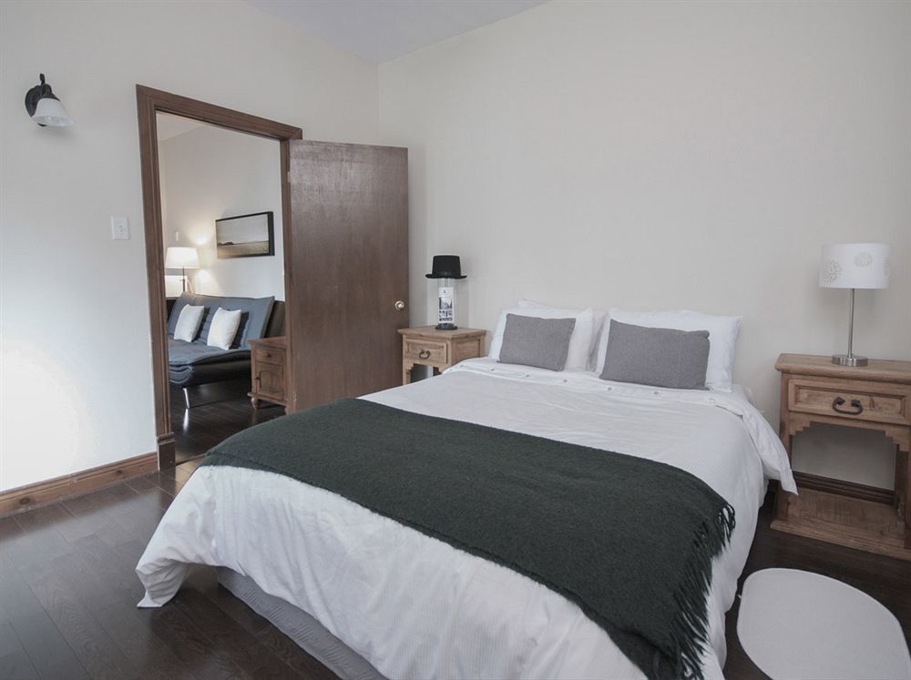 Auberge Nuits de St-Georges Bromont Extérieur photo