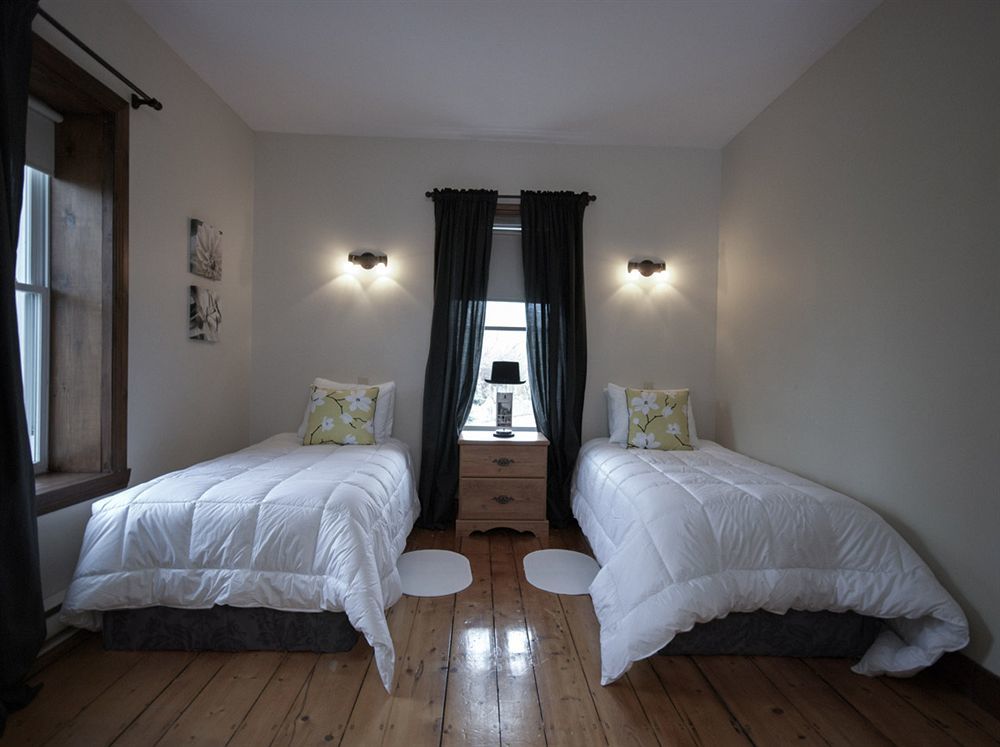 Auberge Nuits de St-Georges Bromont Extérieur photo
