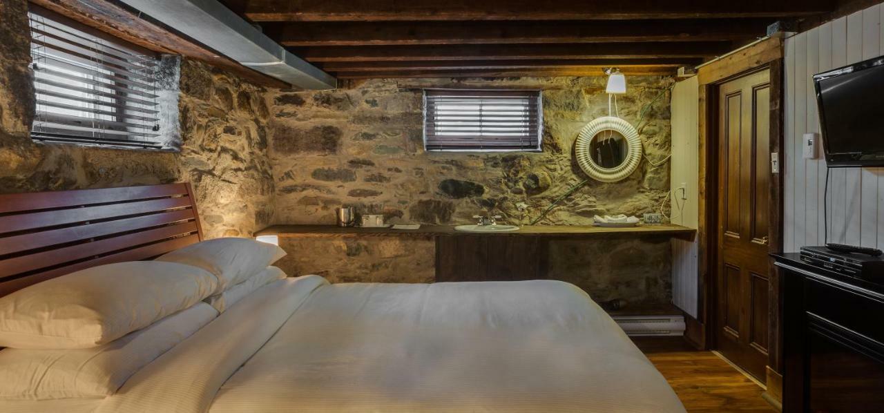 Auberge Nuits de St-Georges Bromont Extérieur photo